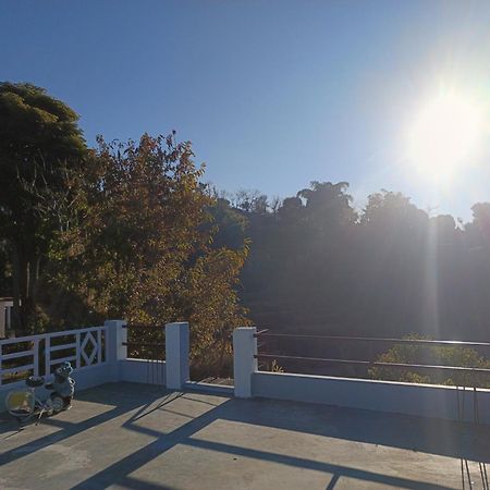 Dwarahat Village Farmstay- Babaji'S Cave Buitenkant foto