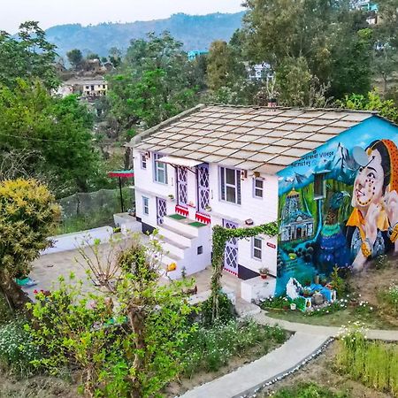 Dwarahat Village Farmstay- Babaji'S Cave Buitenkant foto