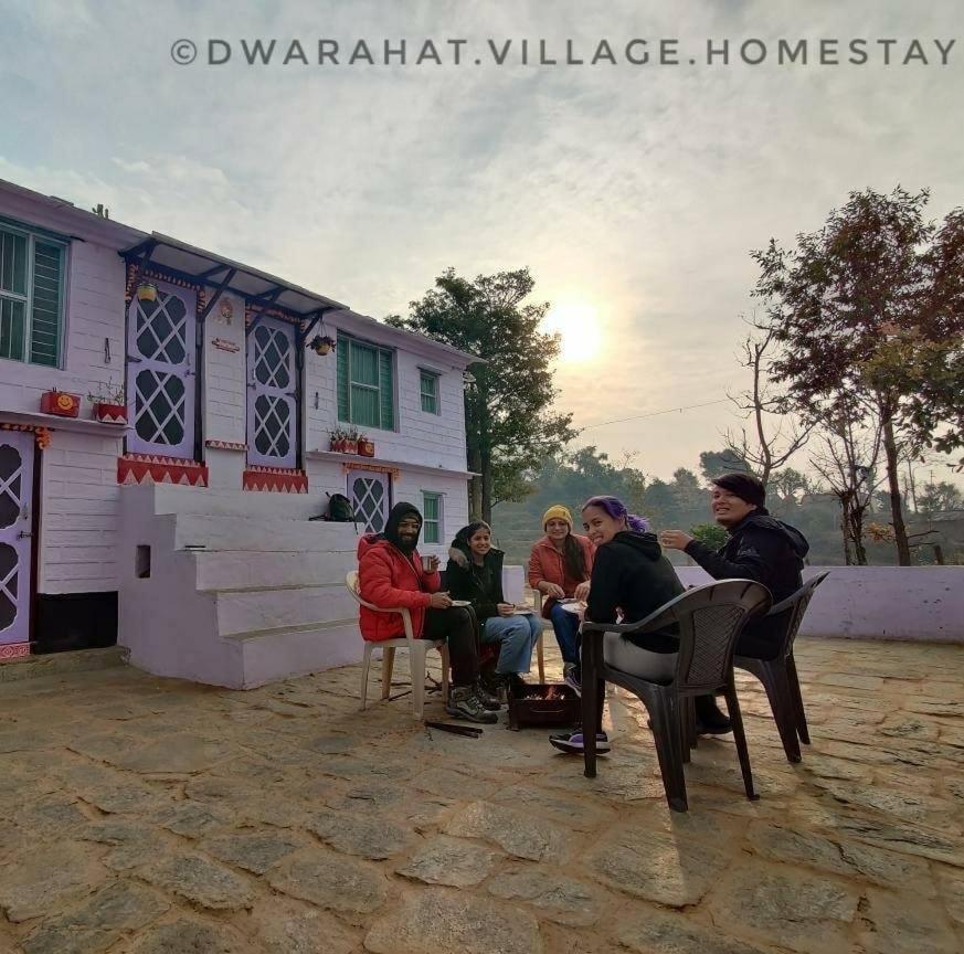 Dwarahat Village Farmstay- Babaji'S Cave Buitenkant foto