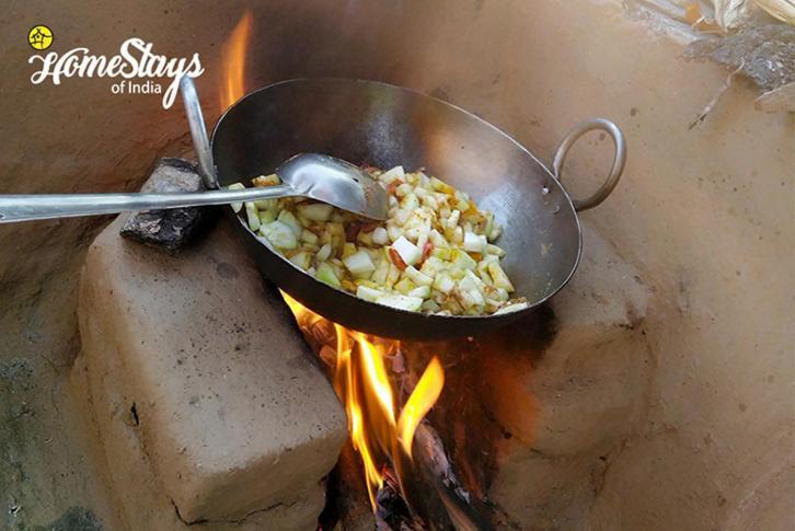 Dwarahat Village Farmstay- Babaji'S Cave Buitenkant foto