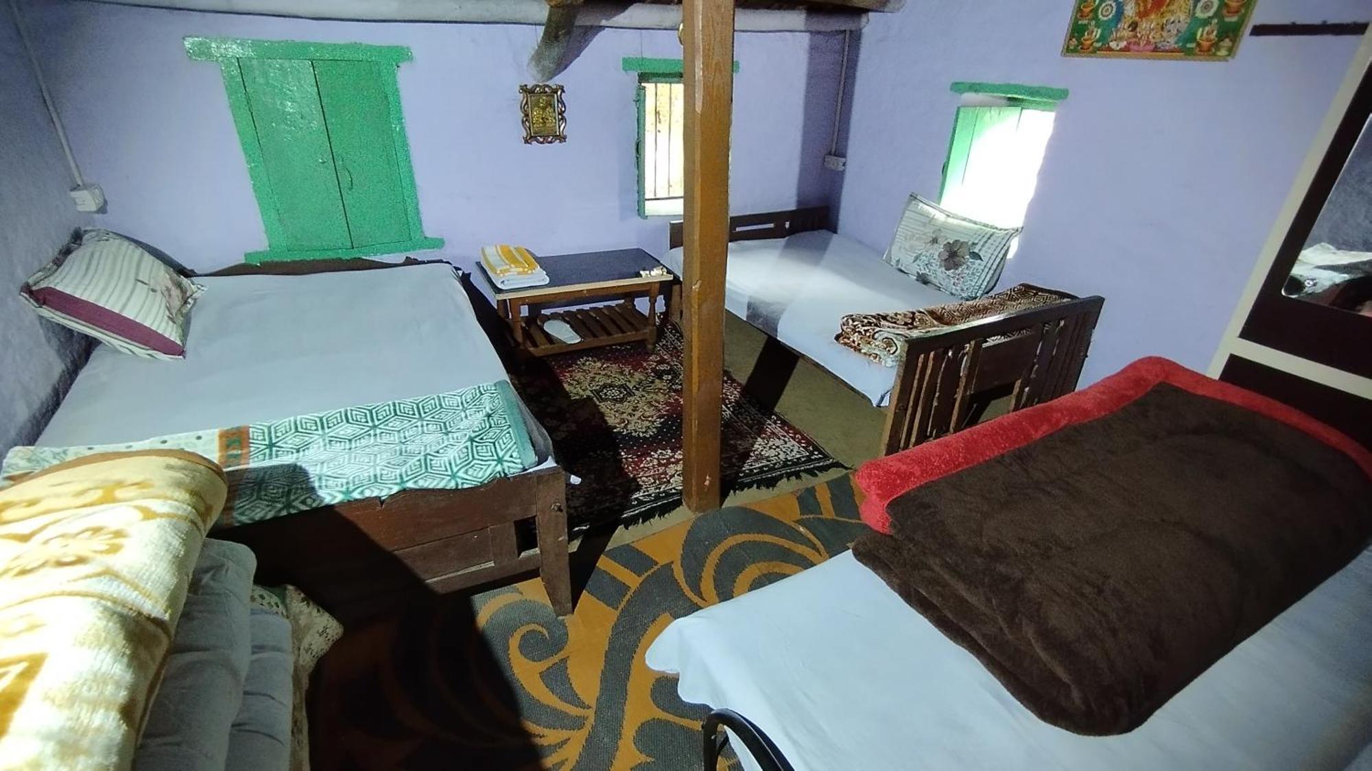 Dwarahat Village Farmstay- Babaji'S Cave Kamer foto