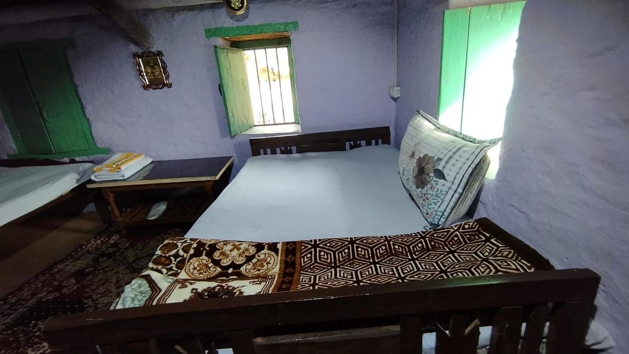 Dwarahat Village Farmstay- Babaji'S Cave Kamer foto