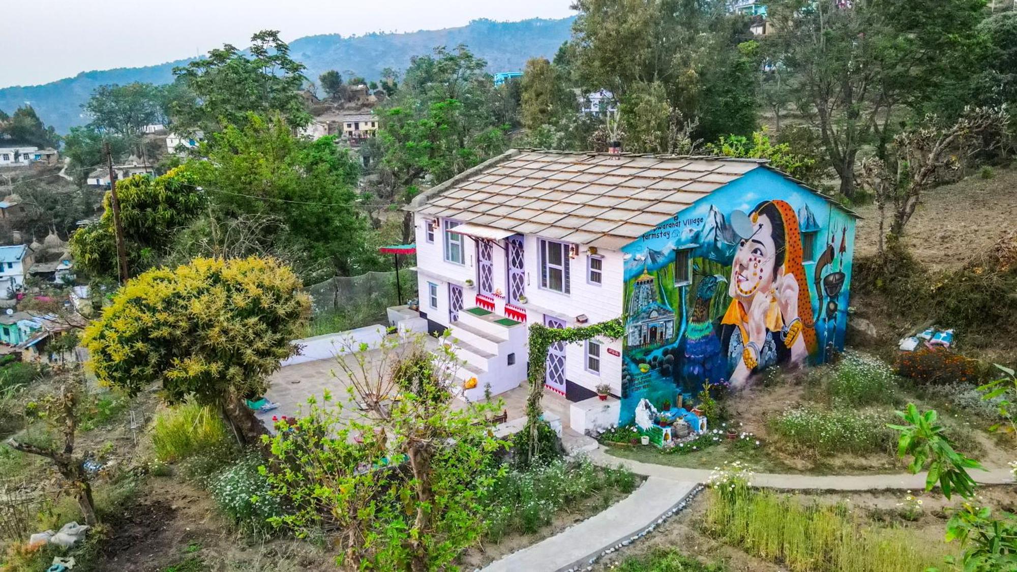 Dwarahat Village Farmstay- Babaji'S Cave Buitenkant foto
